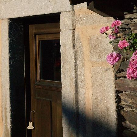 Гостевой дом Casa Da Ti Cura Atenor Экстерьер фото